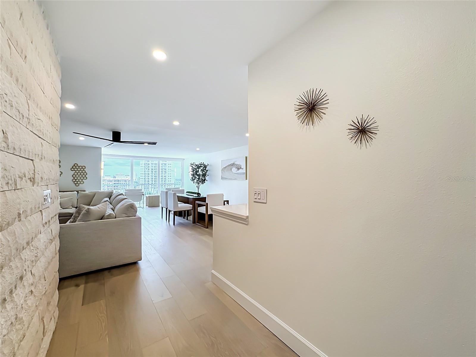 435 S GULFSTREAM AVE #1006 — photo 3