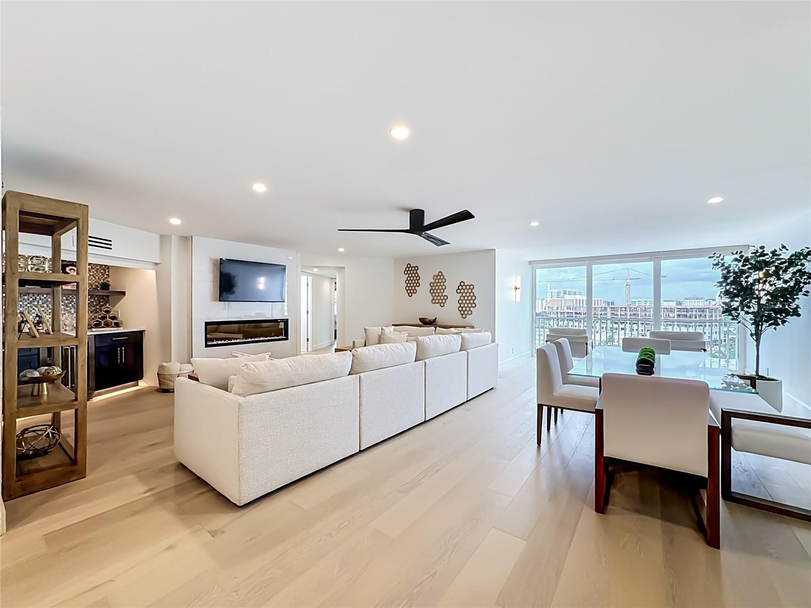 435 S GULFSTREAM AVE #1006 — photo 12
