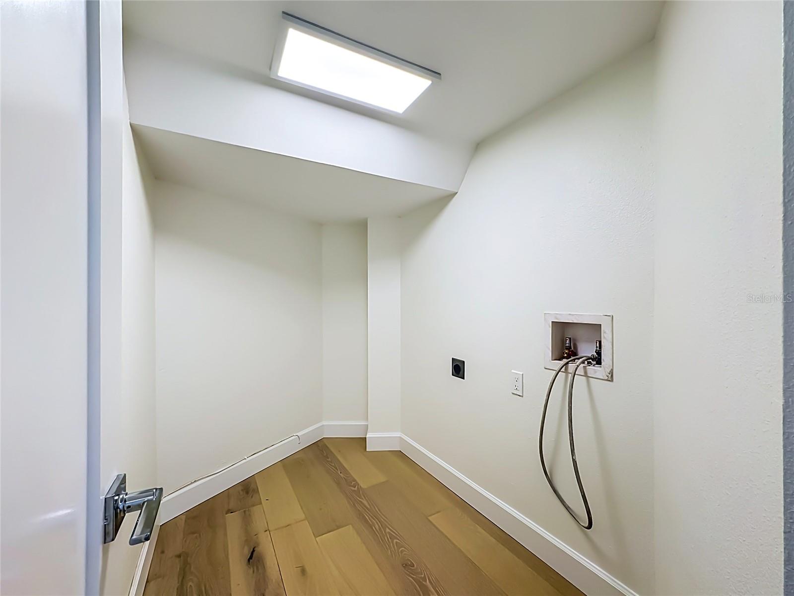 435 S GULFSTREAM AVE #1006 — photo 39