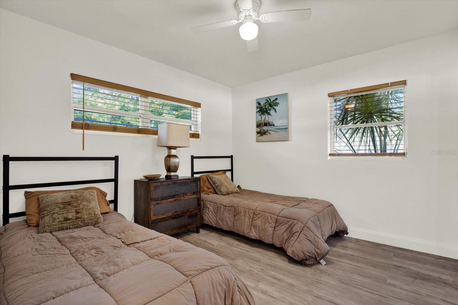 10603 AGATE CT — photo 9
