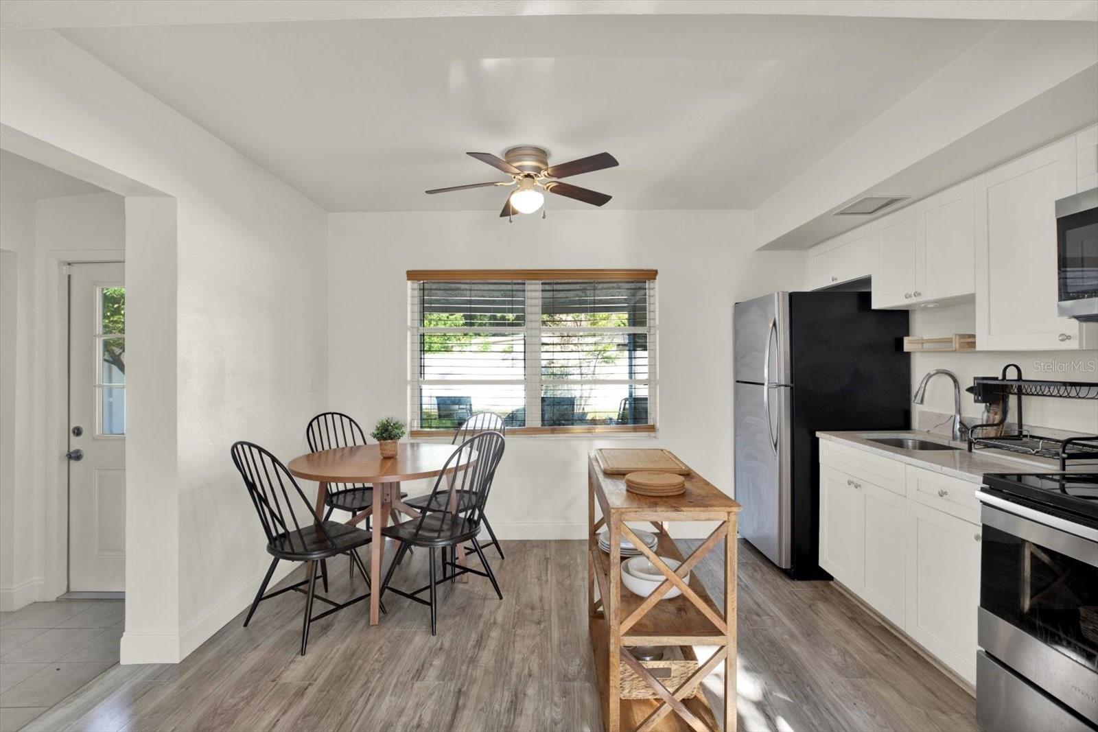 10603 AGATE CT — photo 12