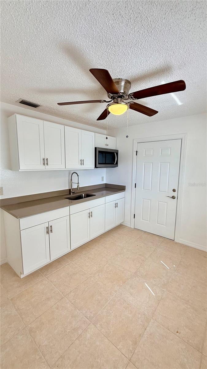 1903 24TH UNIT C ST — photo 8