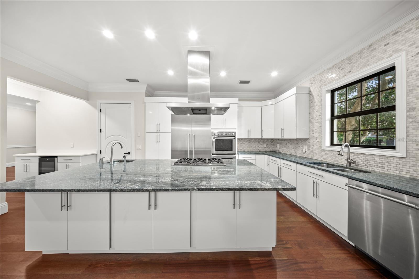 420 S ROYAL POINCIANA DR — photo 7