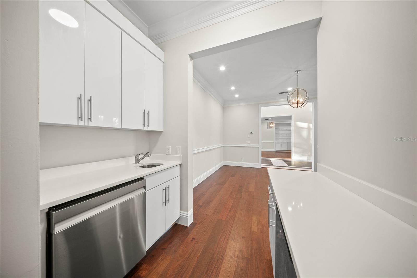 420 S ROYAL POINCIANA DR — photo 10