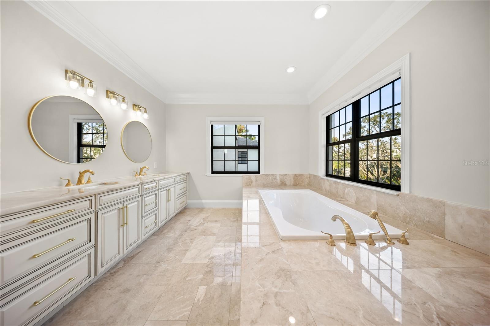 420 S ROYAL POINCIANA DR — photo 39