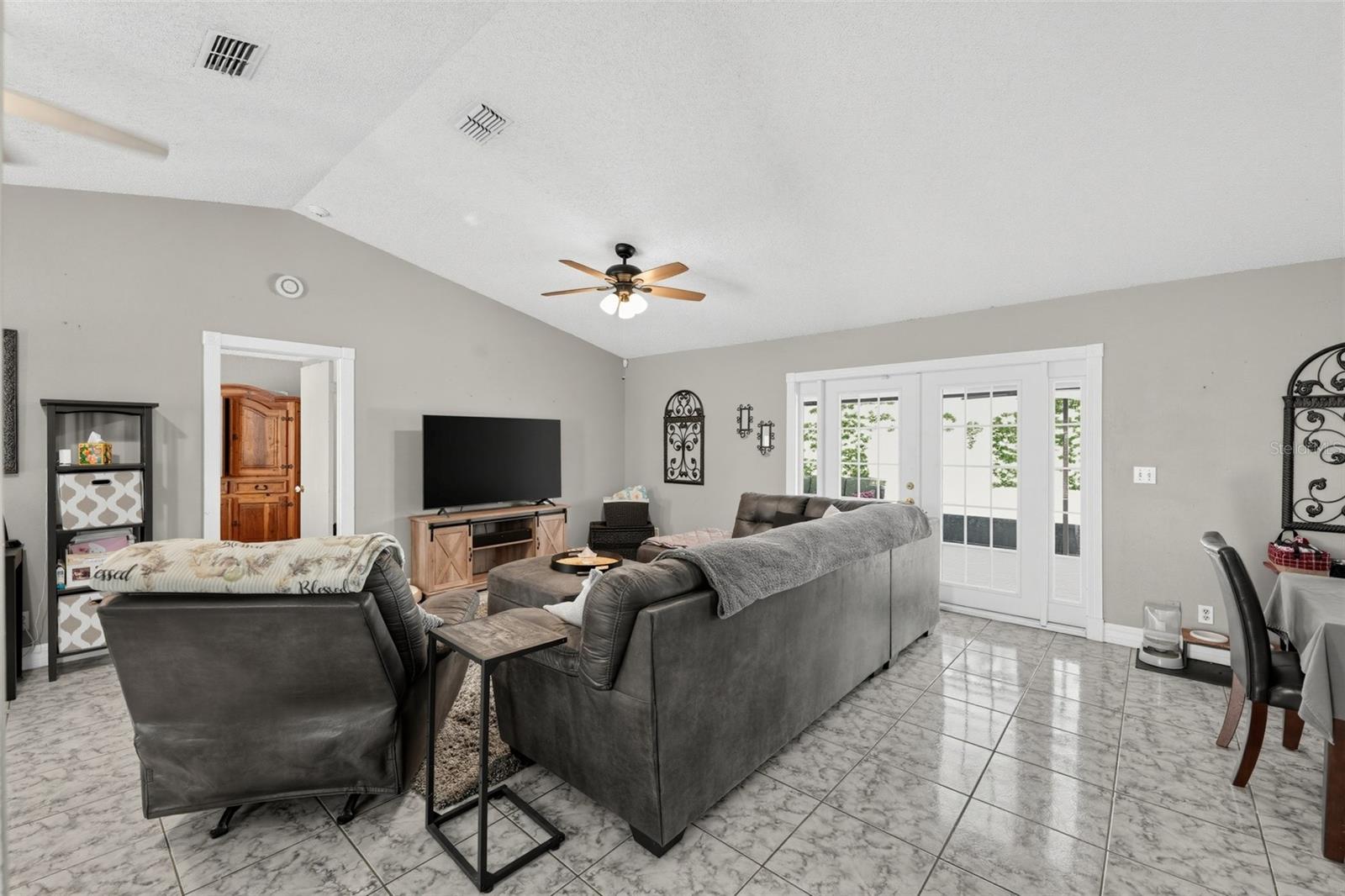 4165 ROLLING SPRINGS DR — photo 13