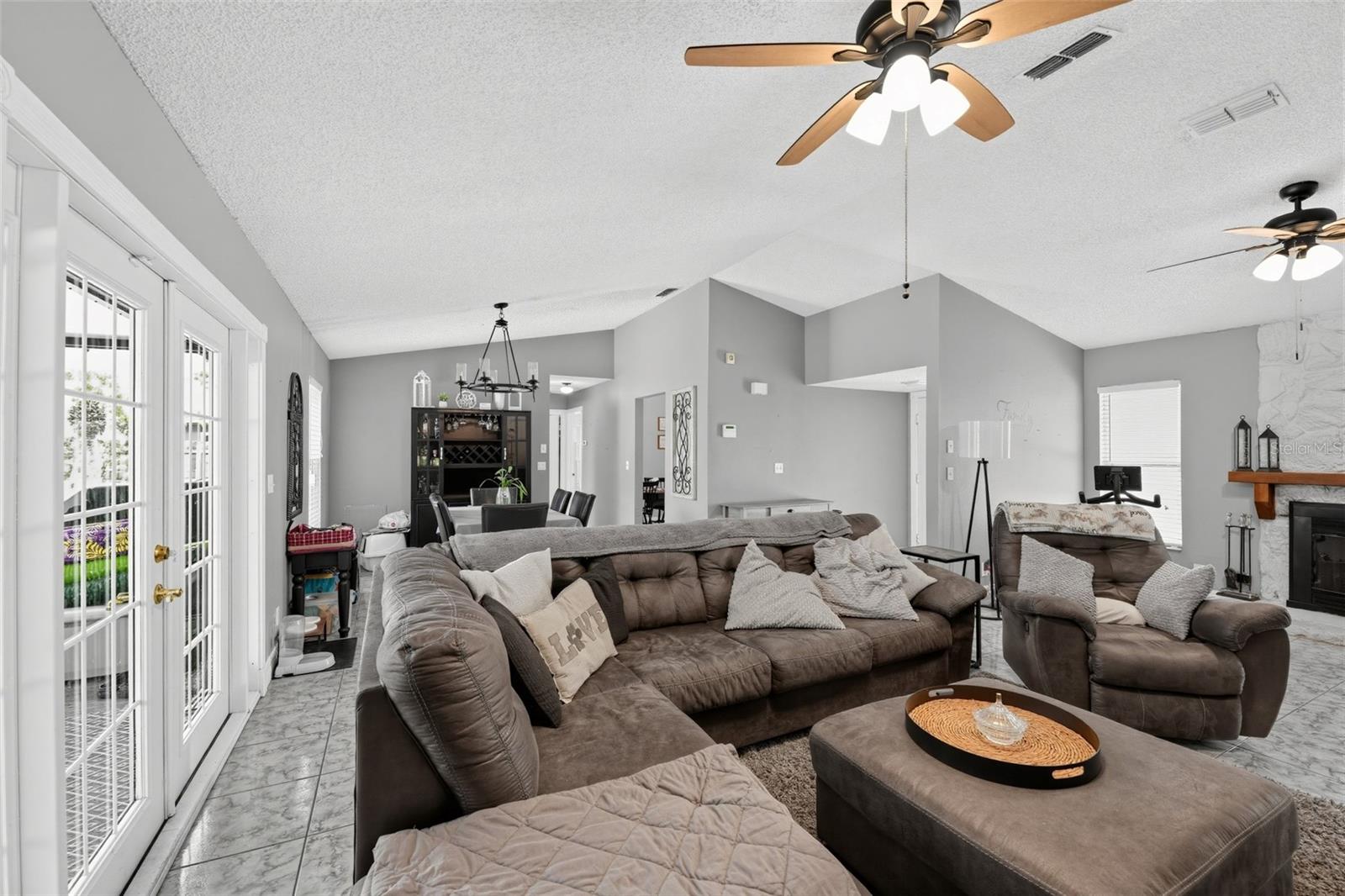 4165 ROLLING SPRINGS DR — photo 10