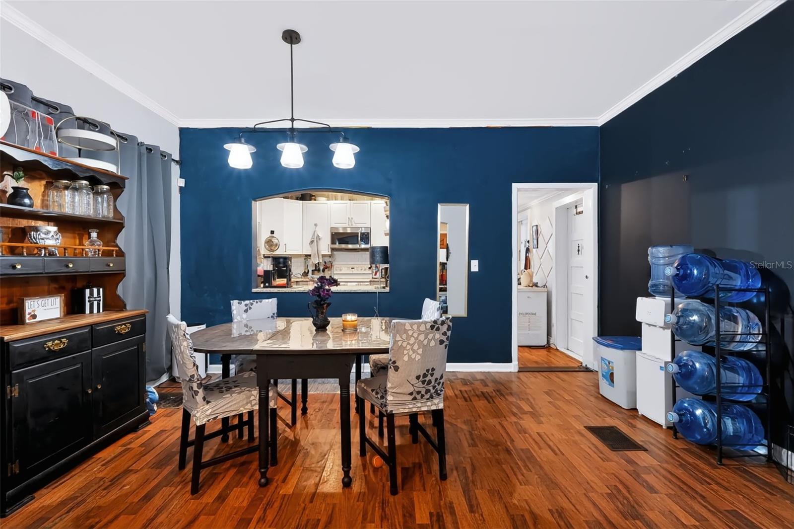 307 W CHERRY ST — photo 9