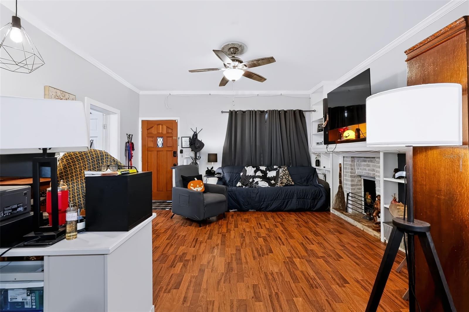 307 W CHERRY ST — photo 17