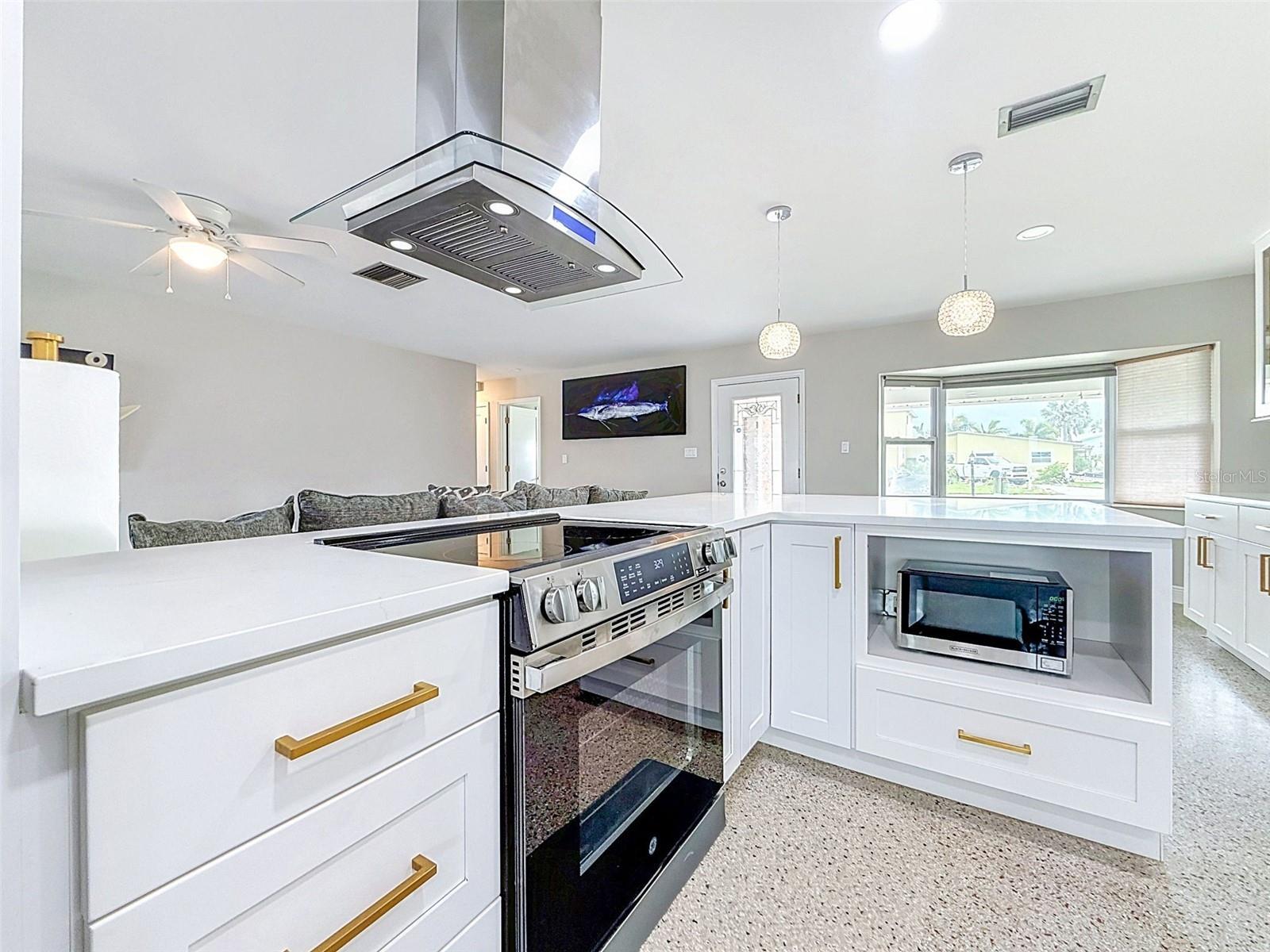 8723 HICKORYWOOD LN — photo 25