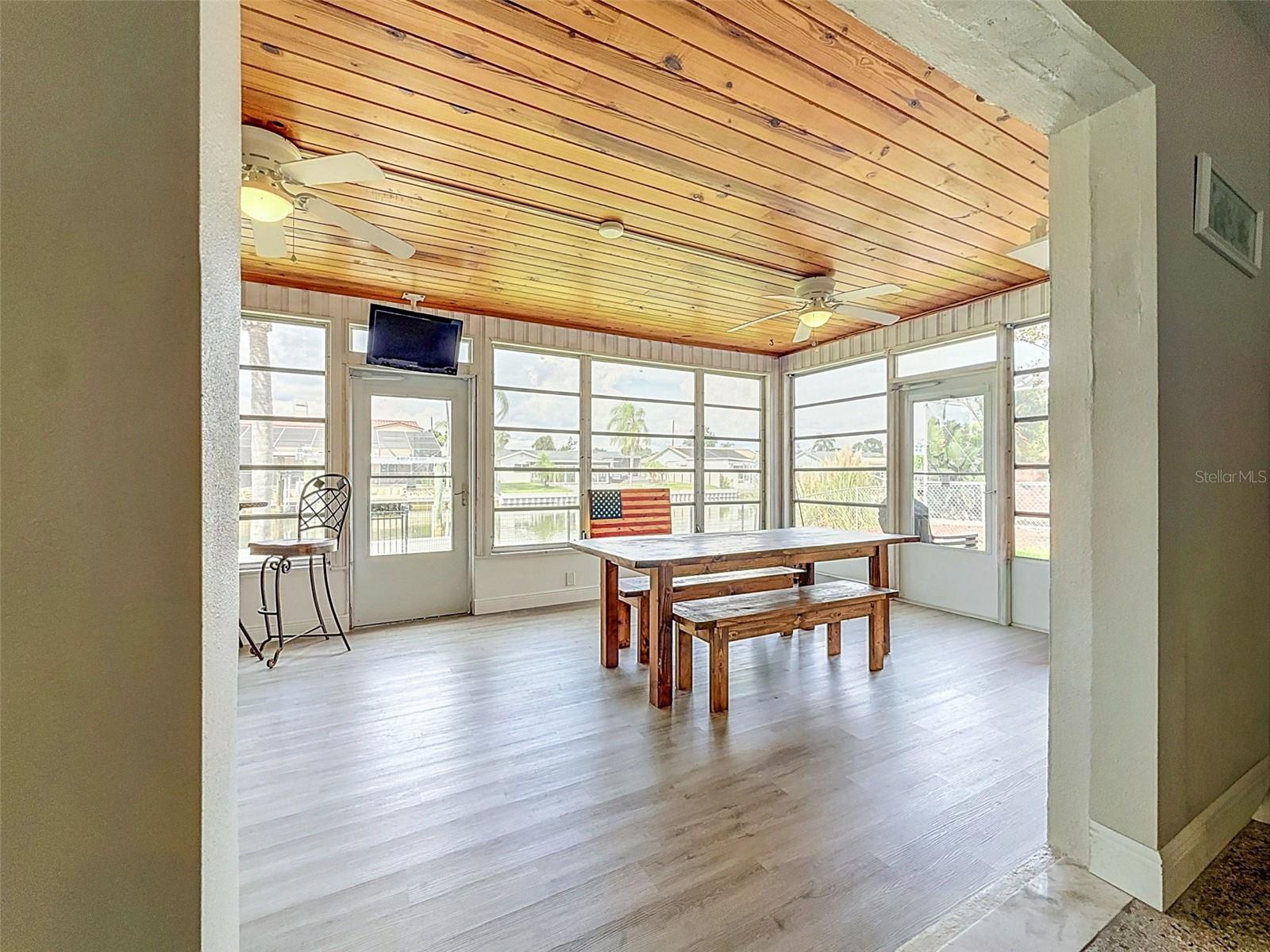 8723 HICKORYWOOD LN — photo 18