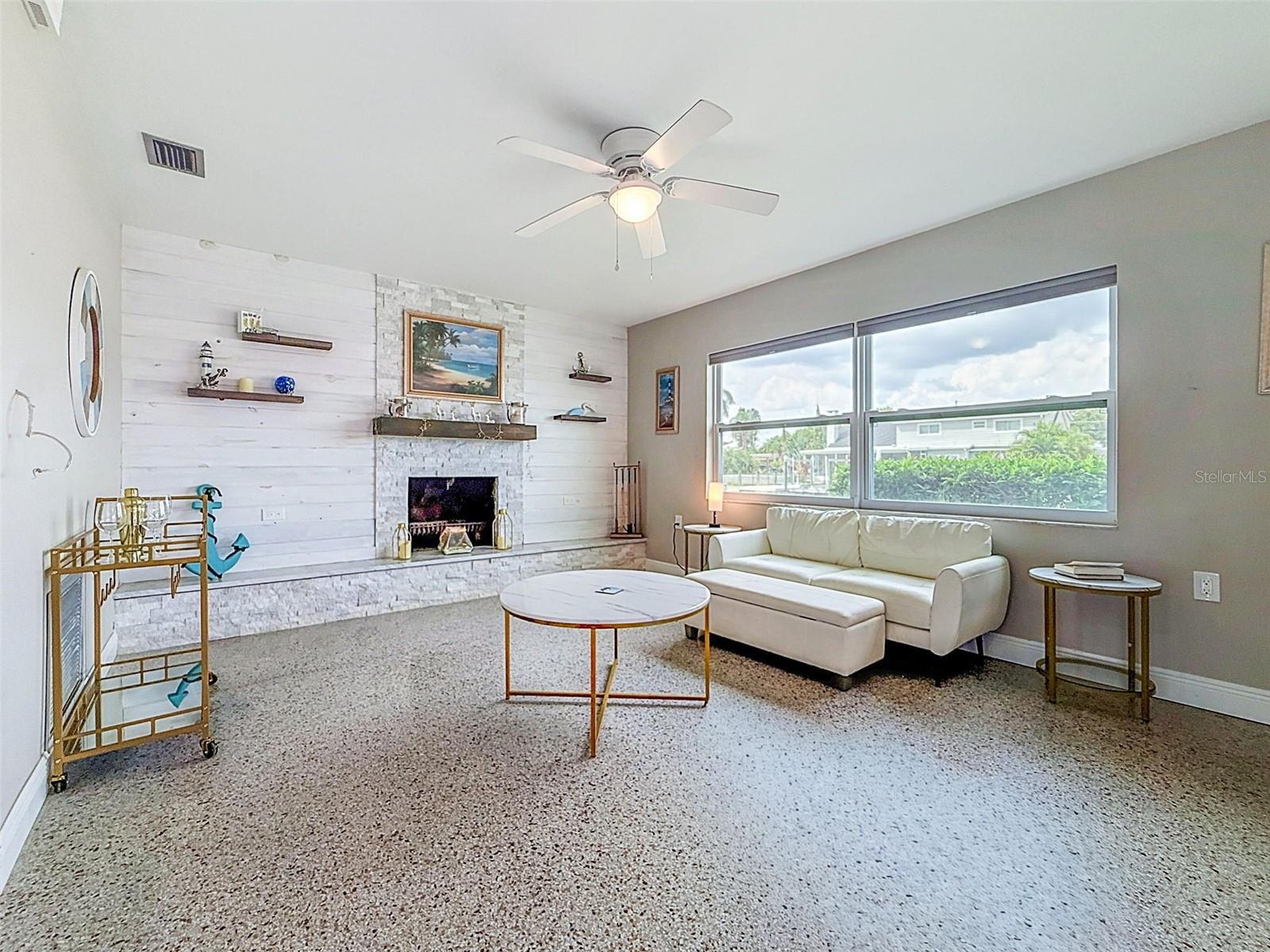 8723 HICKORYWOOD LN — photo 13