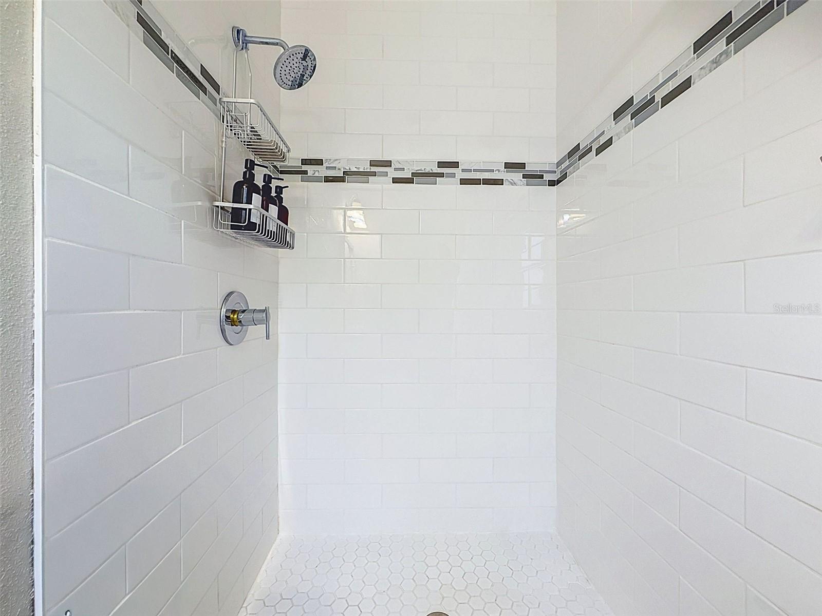8723 HICKORYWOOD LN — photo 36