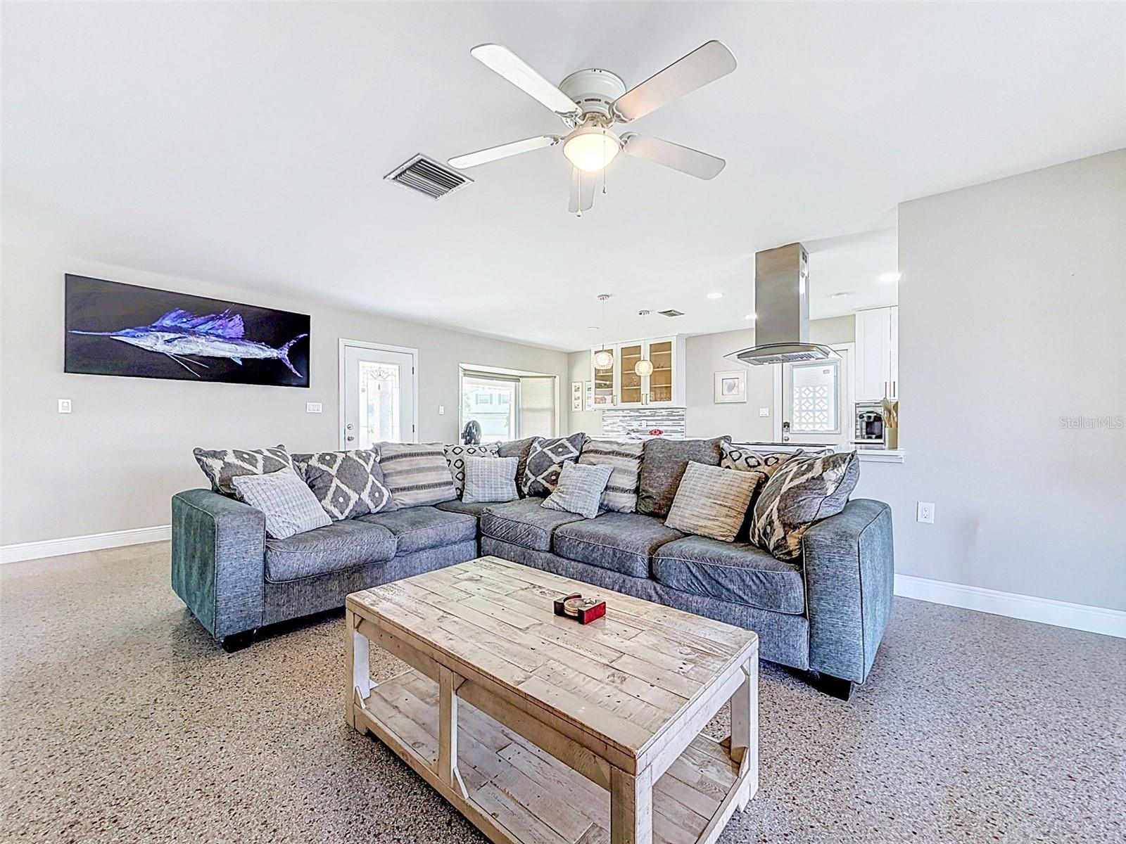 8723 HICKORYWOOD LN — photo 28