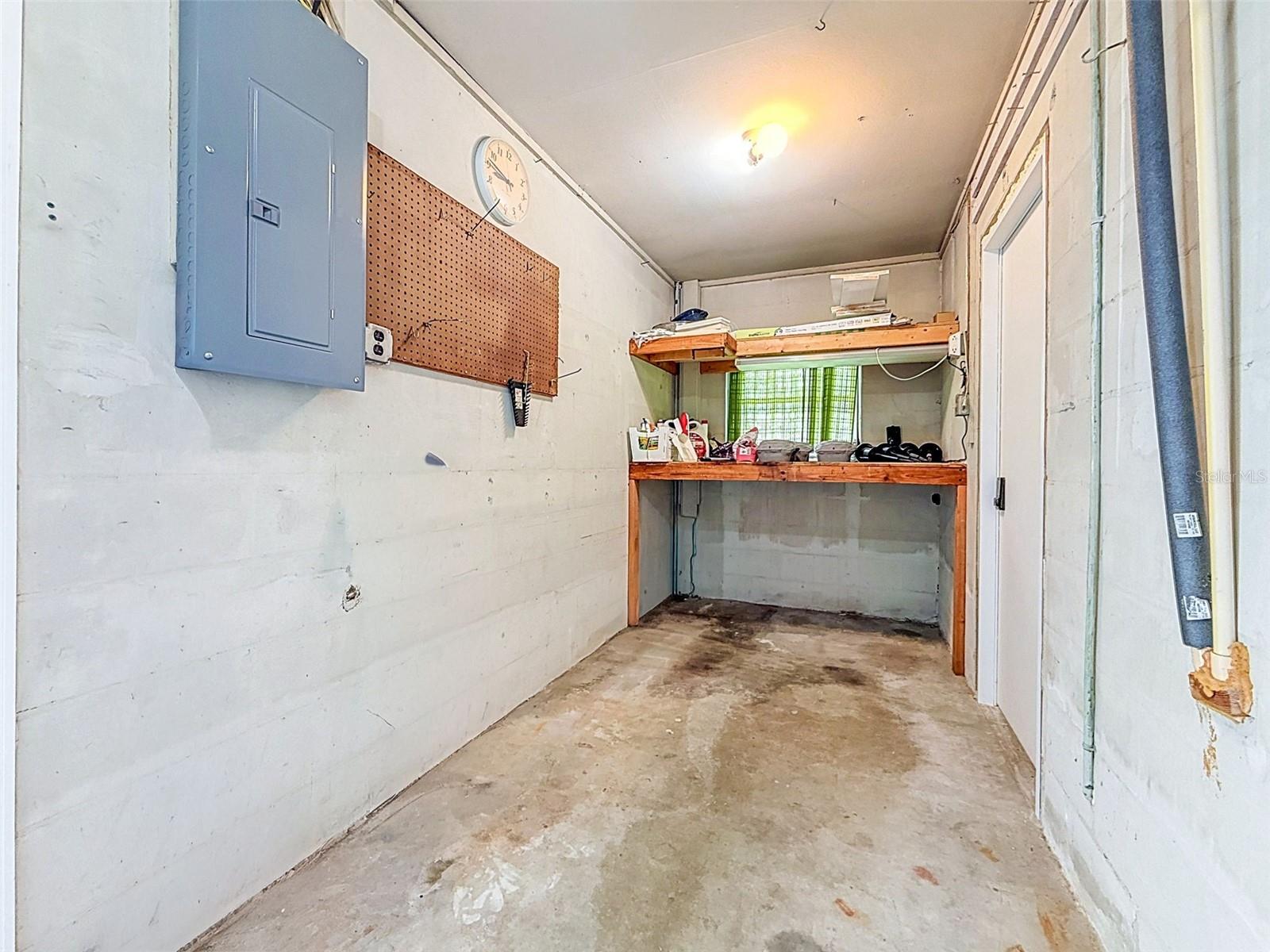 8723 HICKORYWOOD LN — photo 48