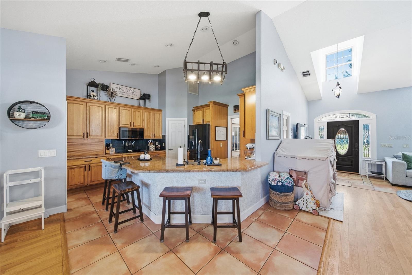 13100 LILITA AVE — photo 13