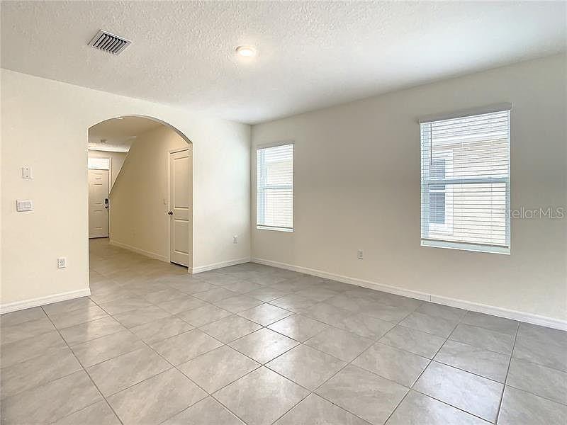17016 OVAL RUM DR — photo 14