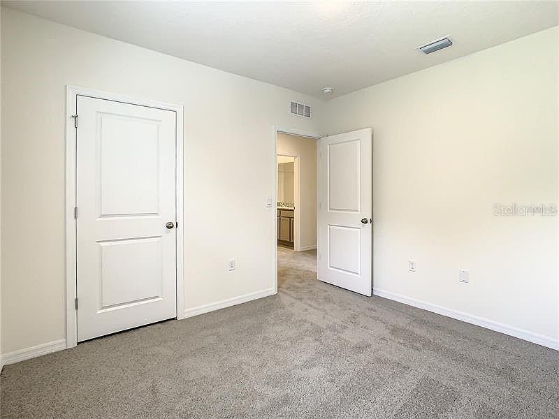 17016 OVAL RUM DR — photo 39