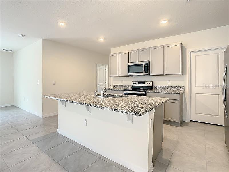 17016 OVAL RUM DR — photo 16