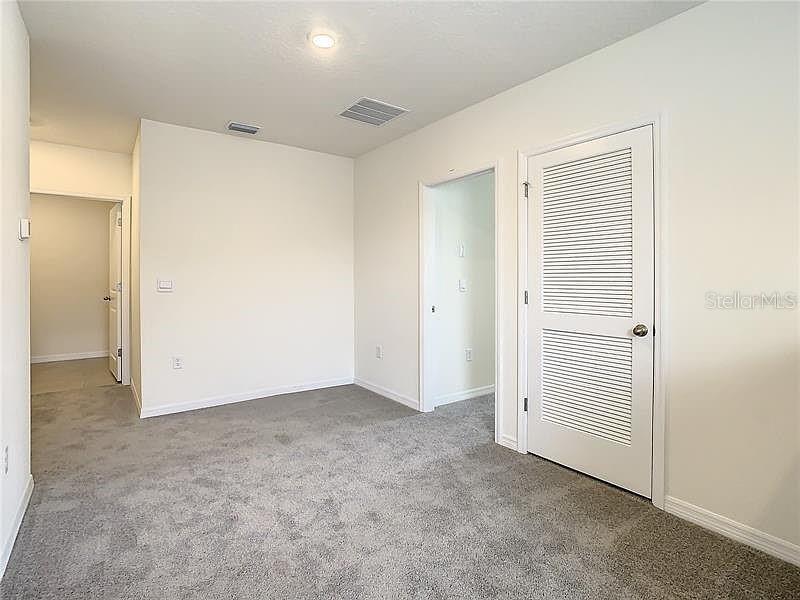 17016 OVAL RUM DR — photo 35