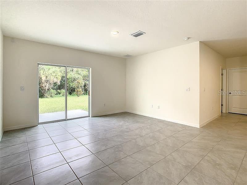 17016 OVAL RUM DR — photo 24