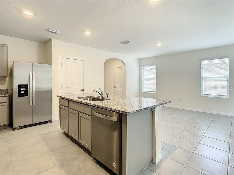17016 OVAL RUM DR — photo 20