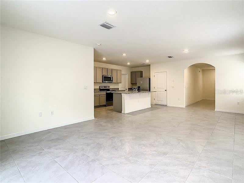 17016 OVAL RUM DR — photo 18