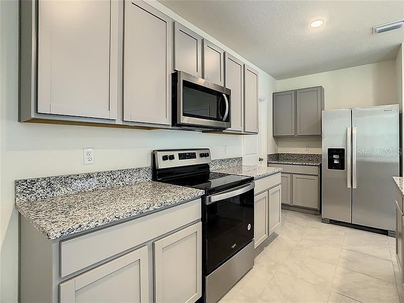 17016 OVAL RUM DR — photo 21