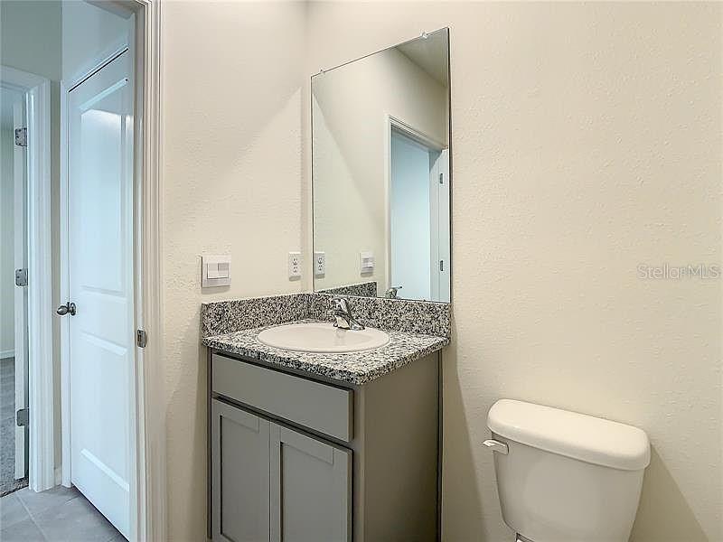 17016 OVAL RUM DR — photo 31