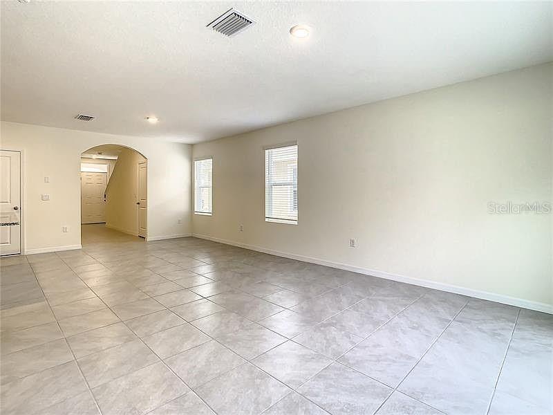 17016 OVAL RUM DR — photo 26