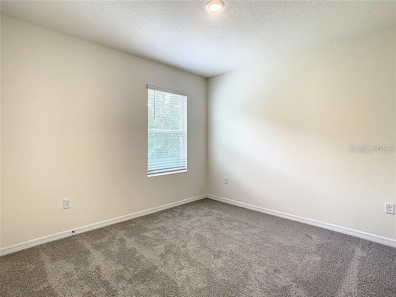 17016 OVAL RUM DR — photo 37