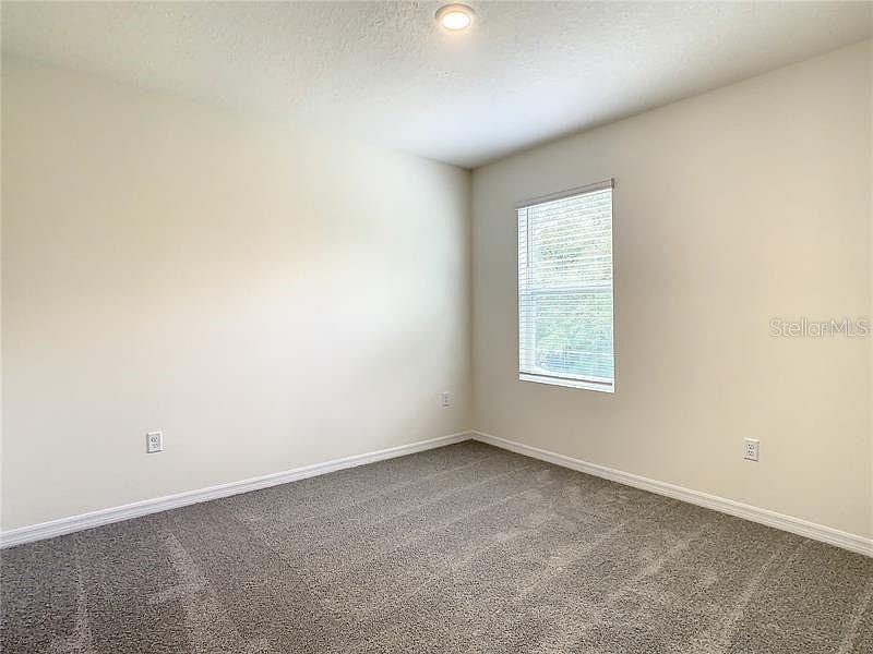 17016 OVAL RUM DR — photo 40