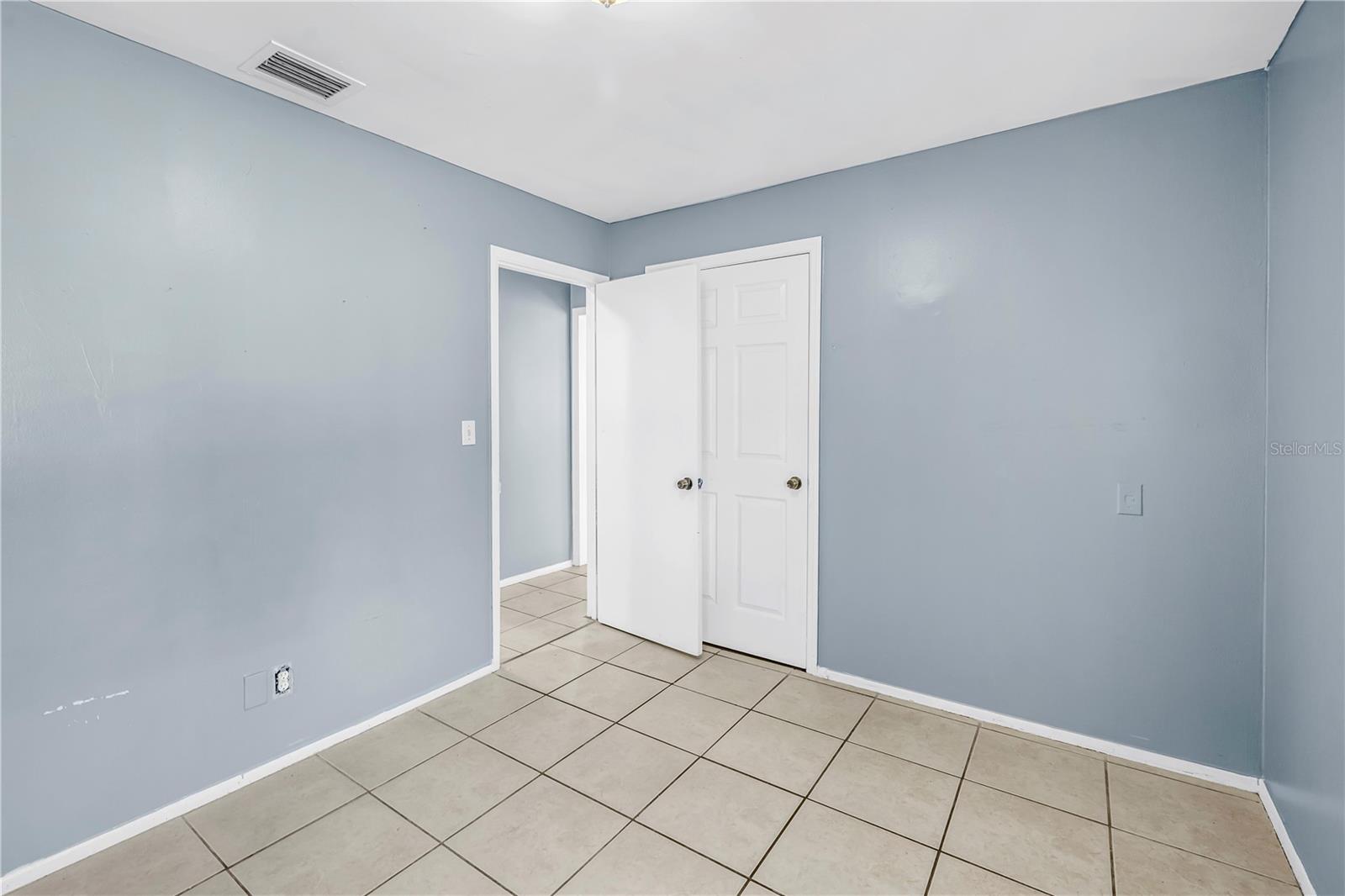 930 ALCAZAR WAY S — photo 15