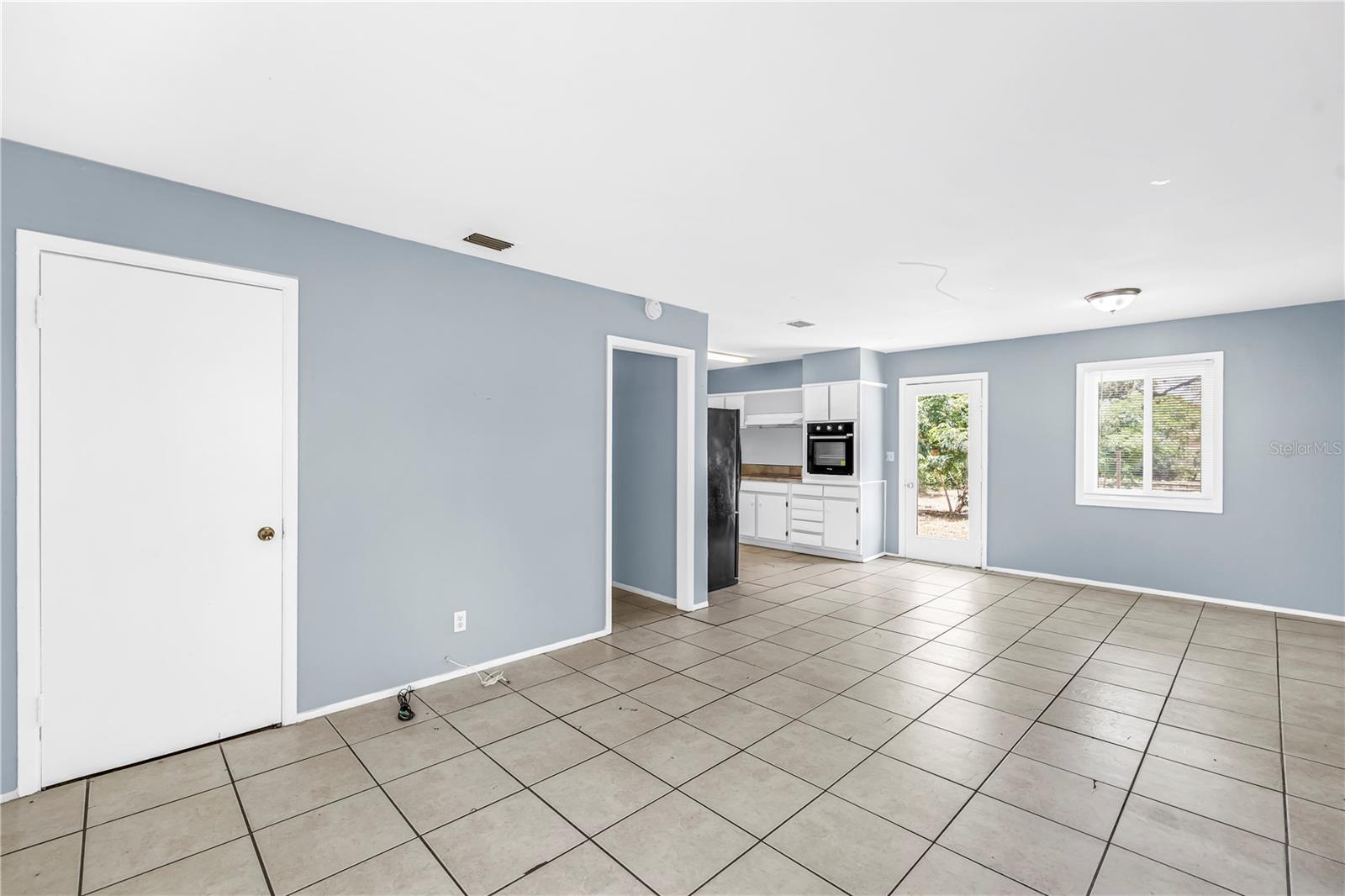 930 ALCAZAR WAY S — photo 10