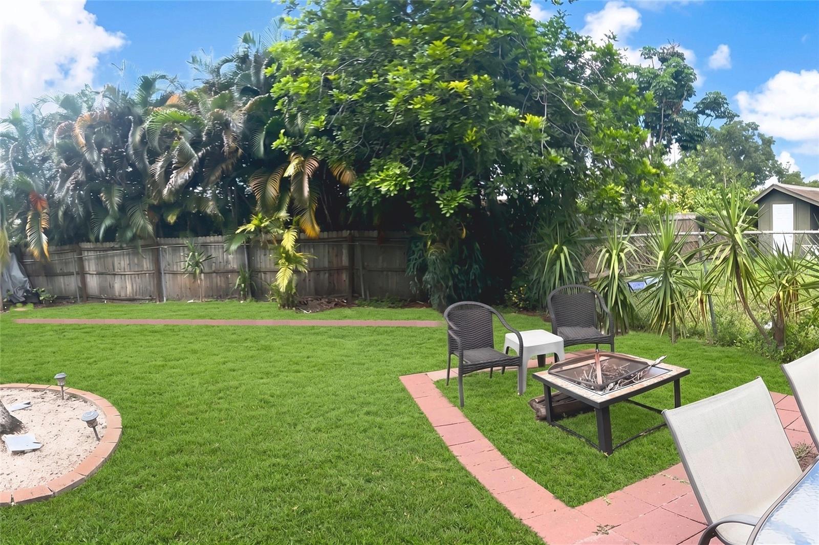4480 NEWARK ST N — photo 30
