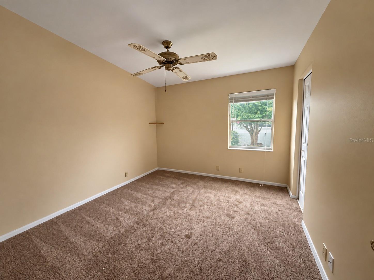 8417 DANBURY LN — photo 11