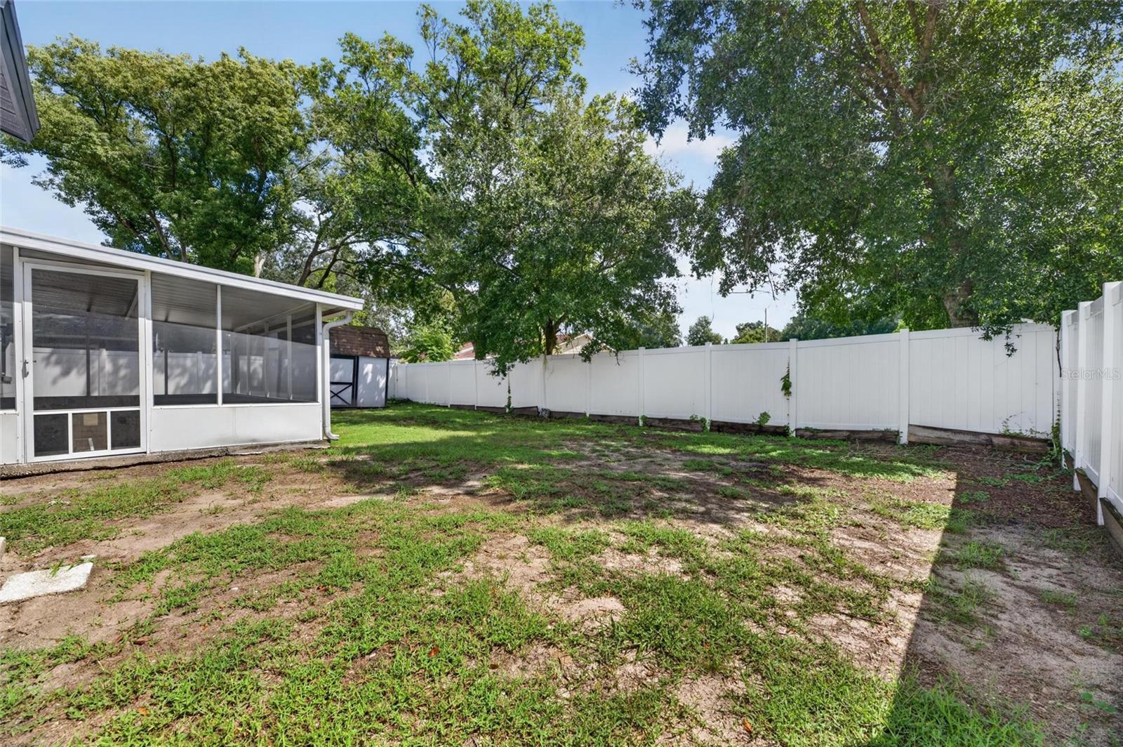 906 CUTLER DR — photo 43