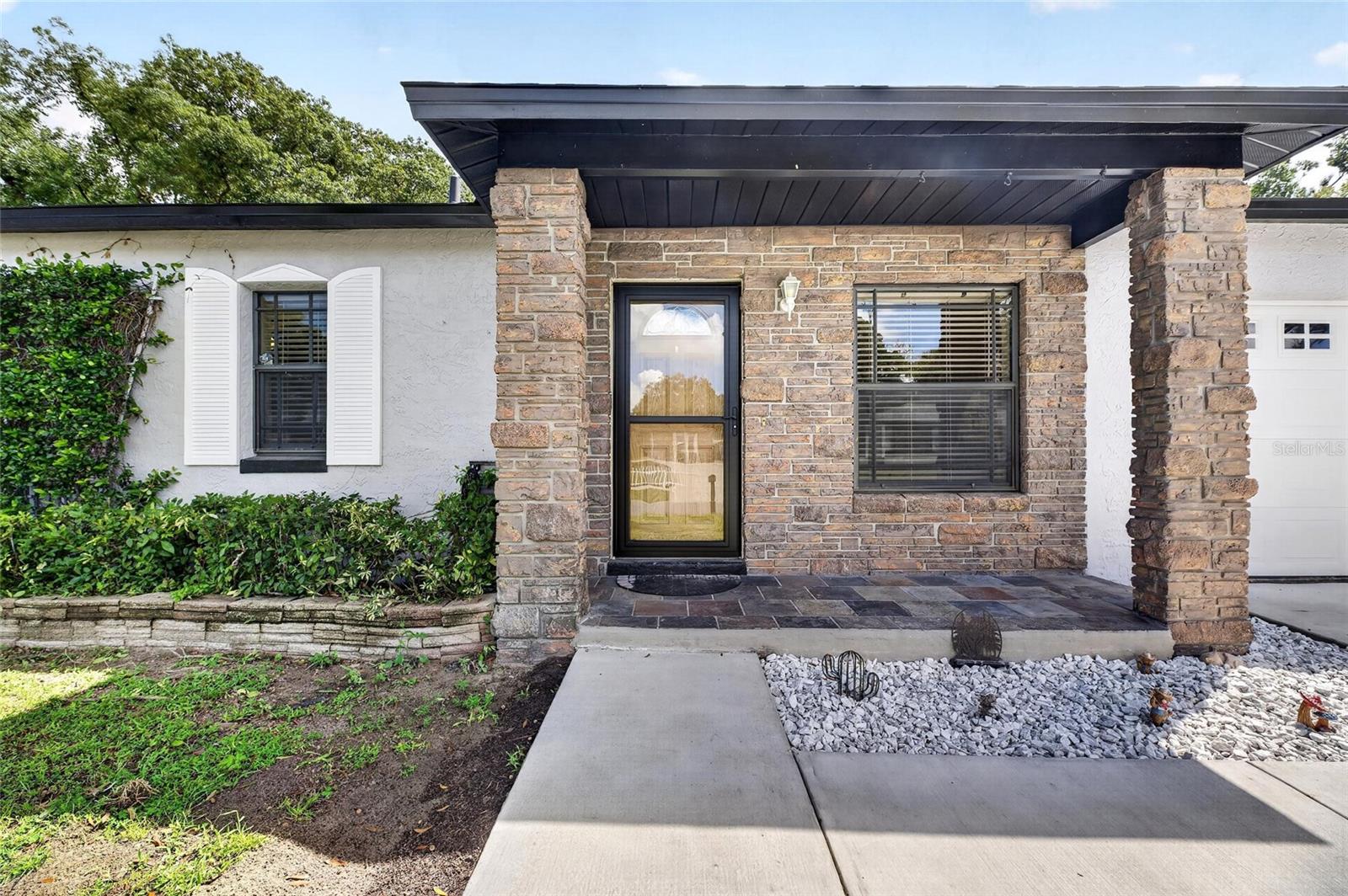 906 CUTLER DR — photo 6