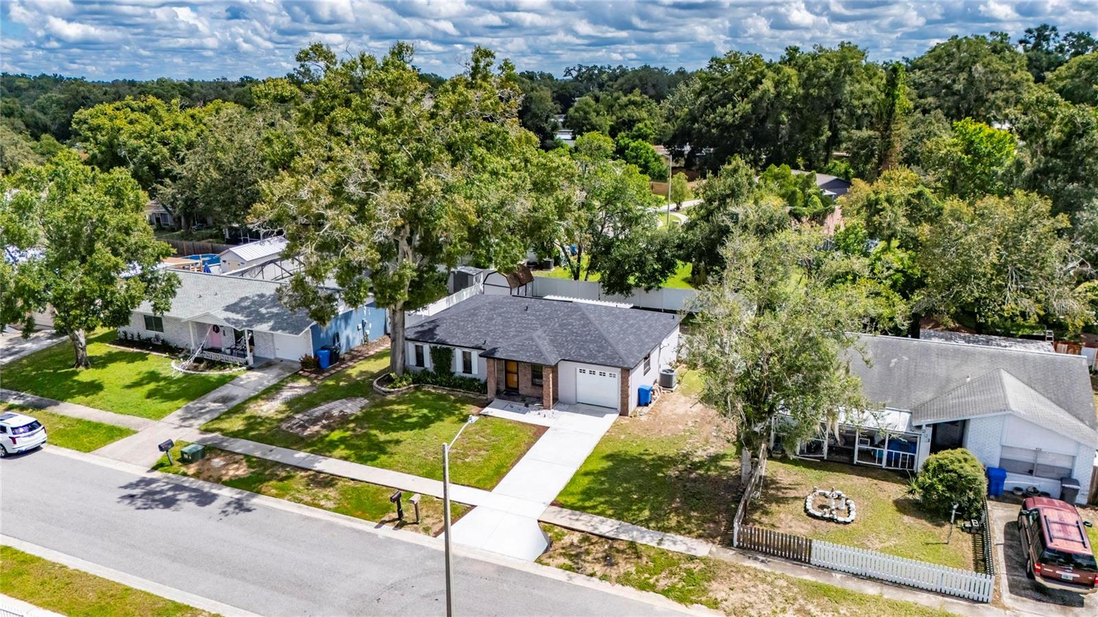 906 CUTLER DR — photo 2