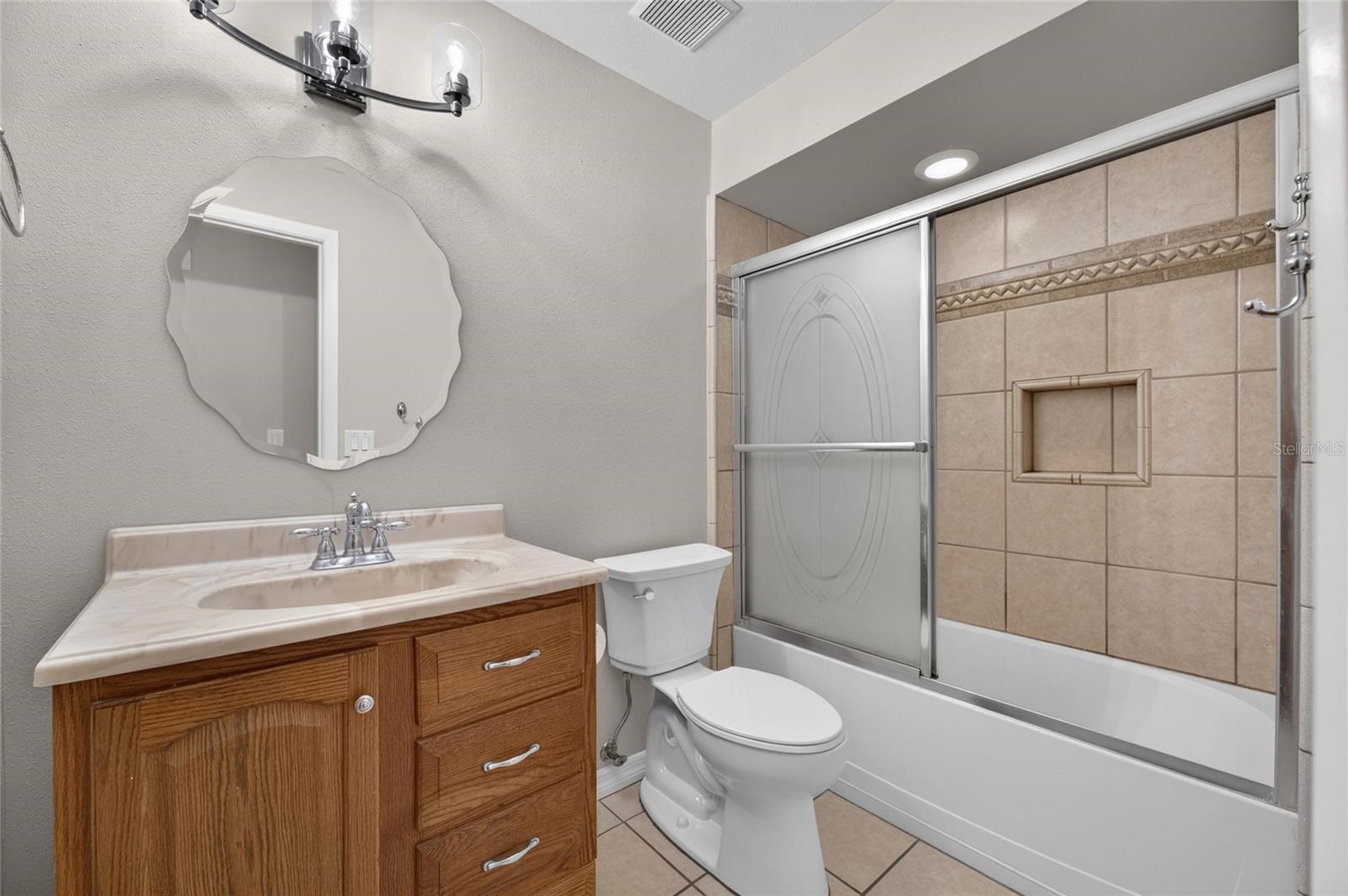 906 CUTLER DR — photo 24