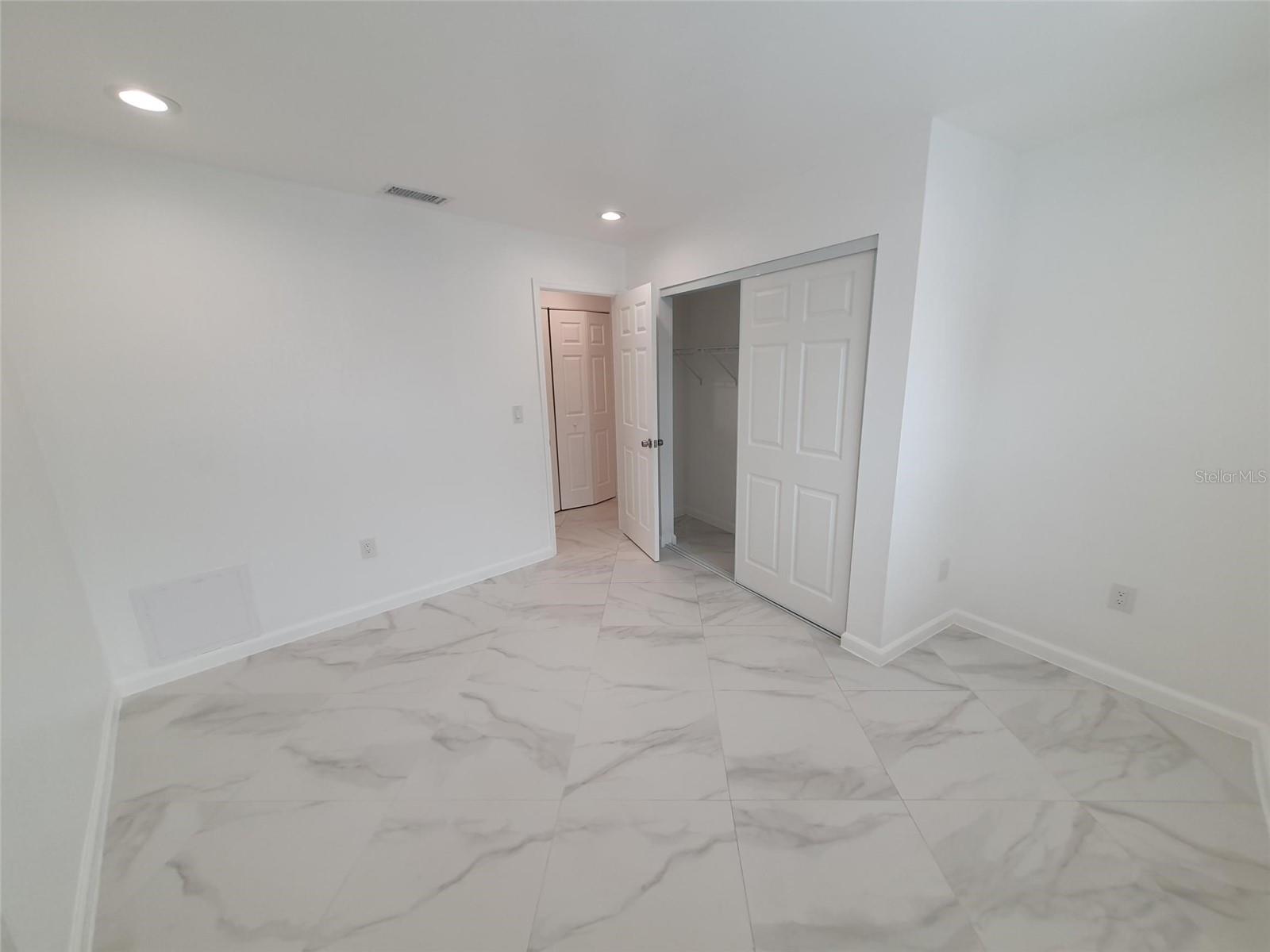 1883 ORANGE BOULEVARD WAY — photo 3