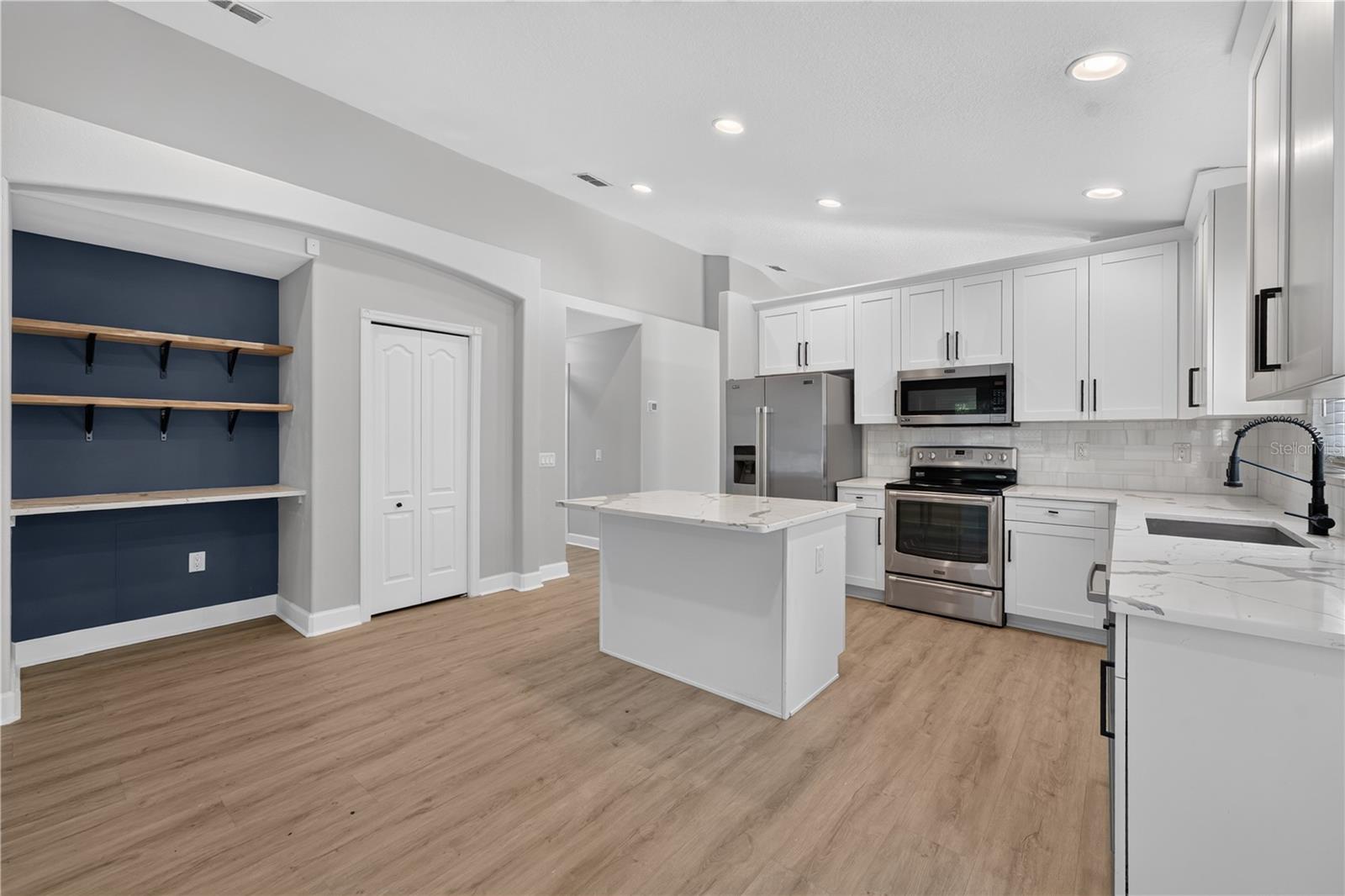 5209 ABBEY PARK AVE — photo 6
