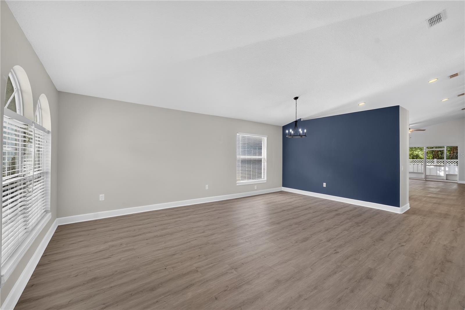 5209 ABBEY PARK AVE — photo 9