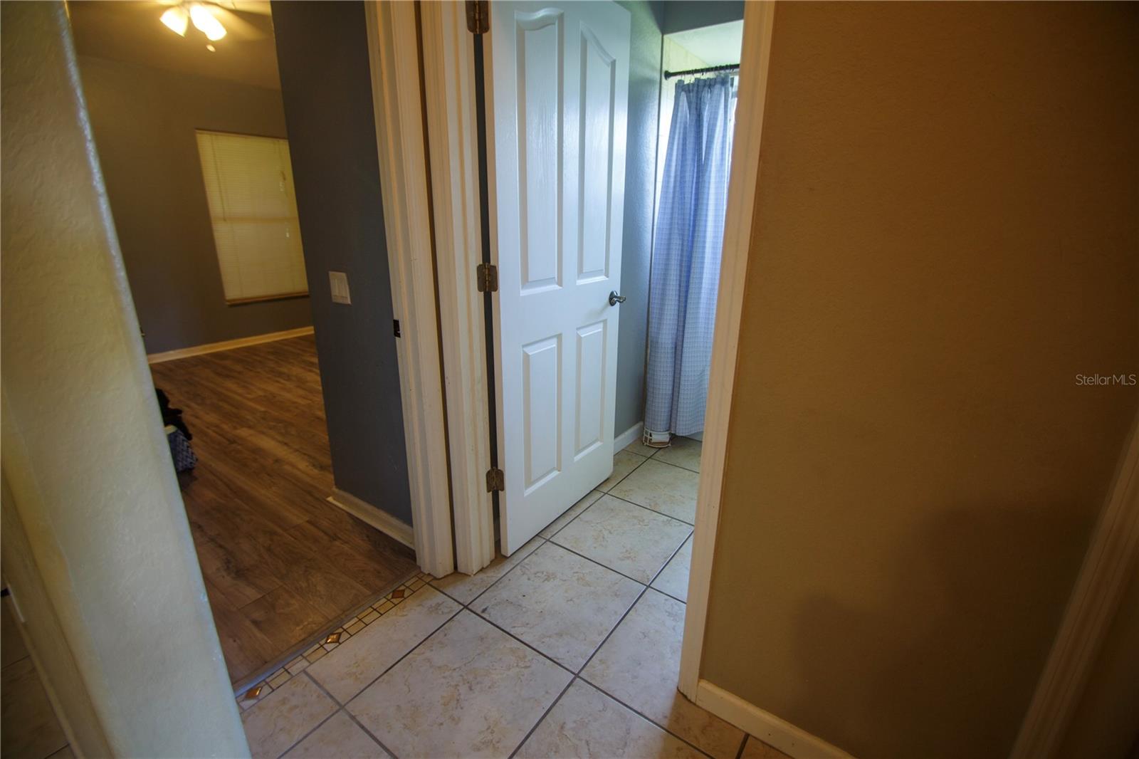 4330 LA FRANCE AVE — photo 17