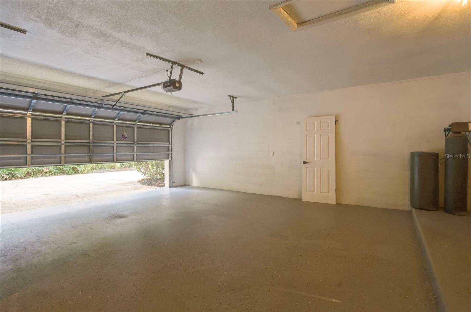 10309 RECLINATA LN — photo 34