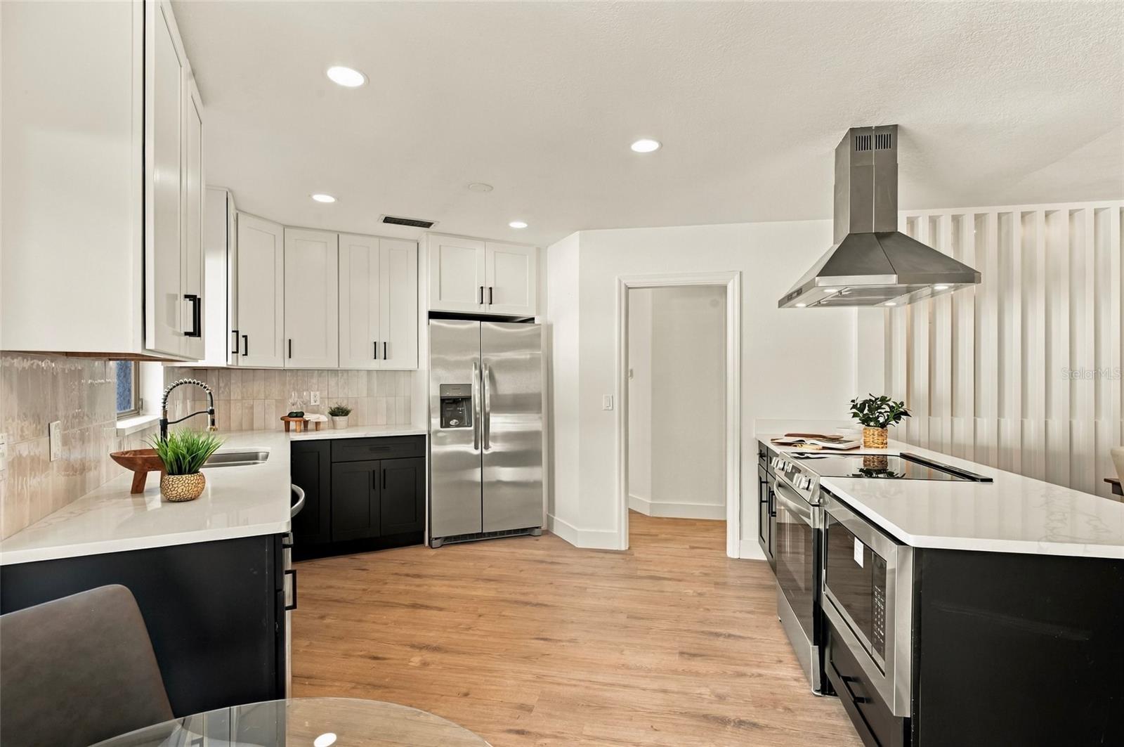 10309 RECLINATA LN — photo 12