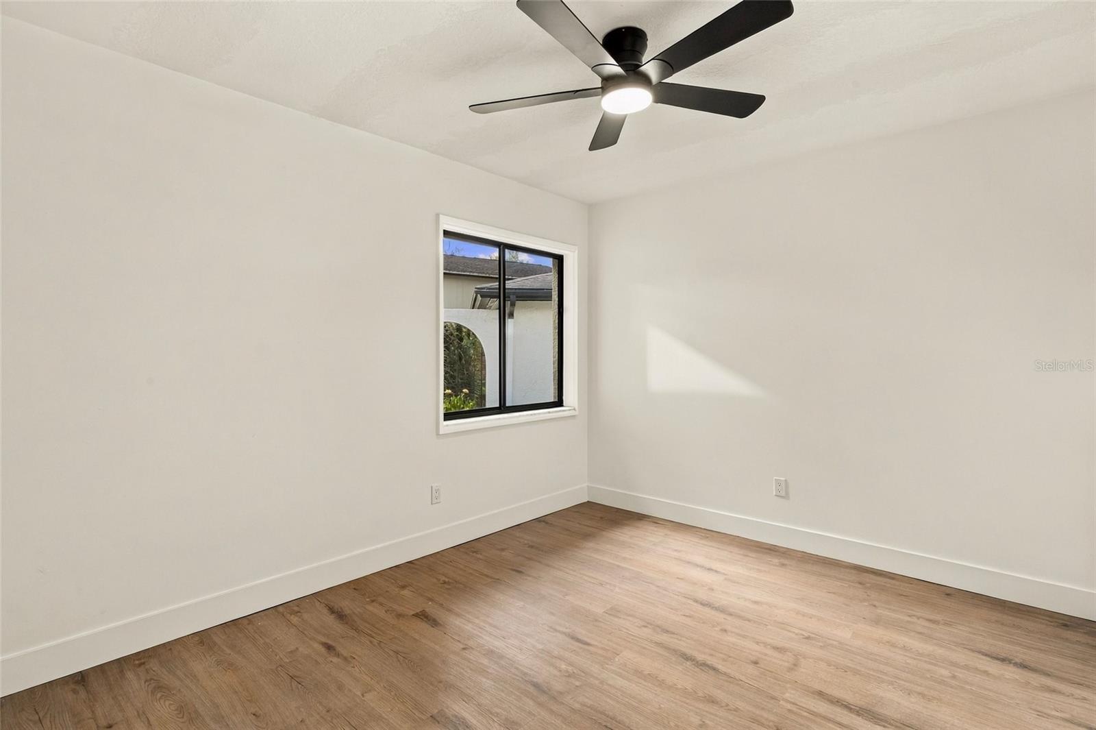 10309 RECLINATA LN — photo 24