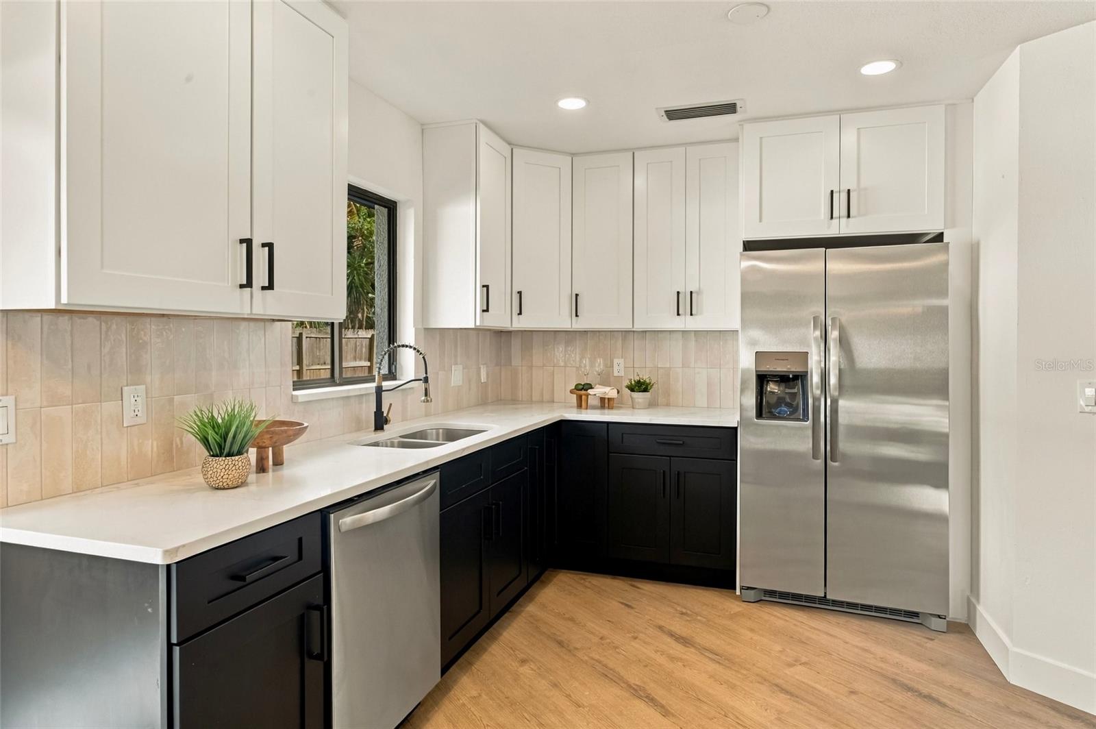 10309 RECLINATA LN — photo 11