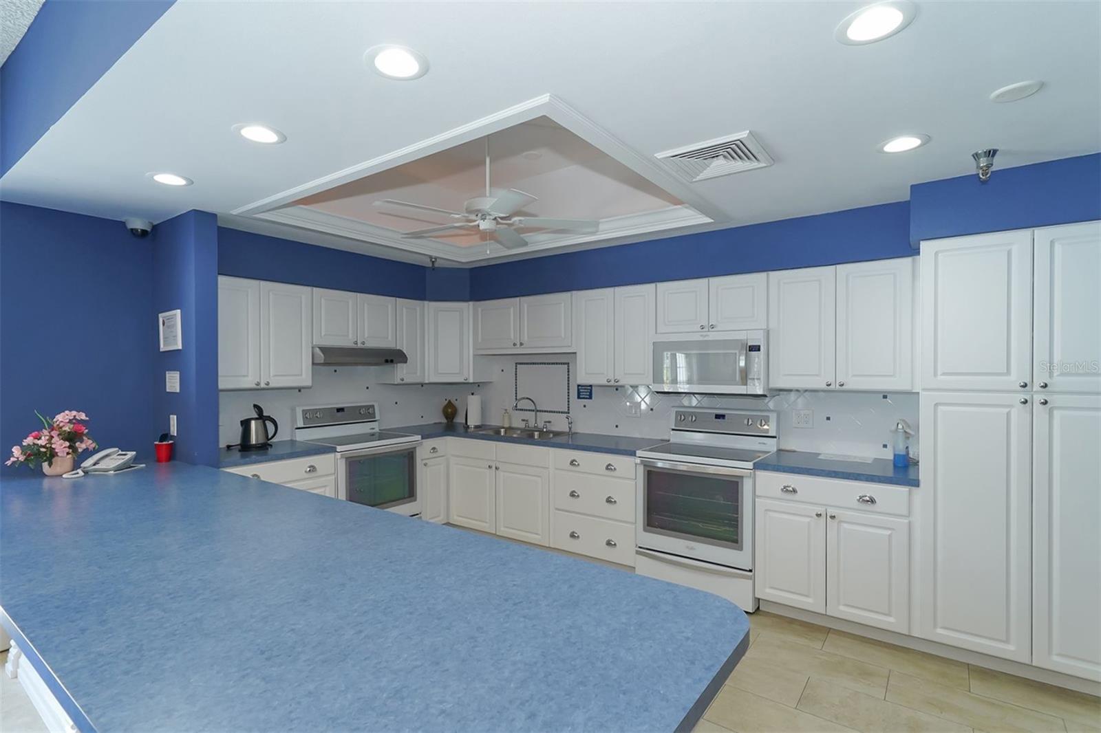 4868 INDEPENDENCE DR — photo 47