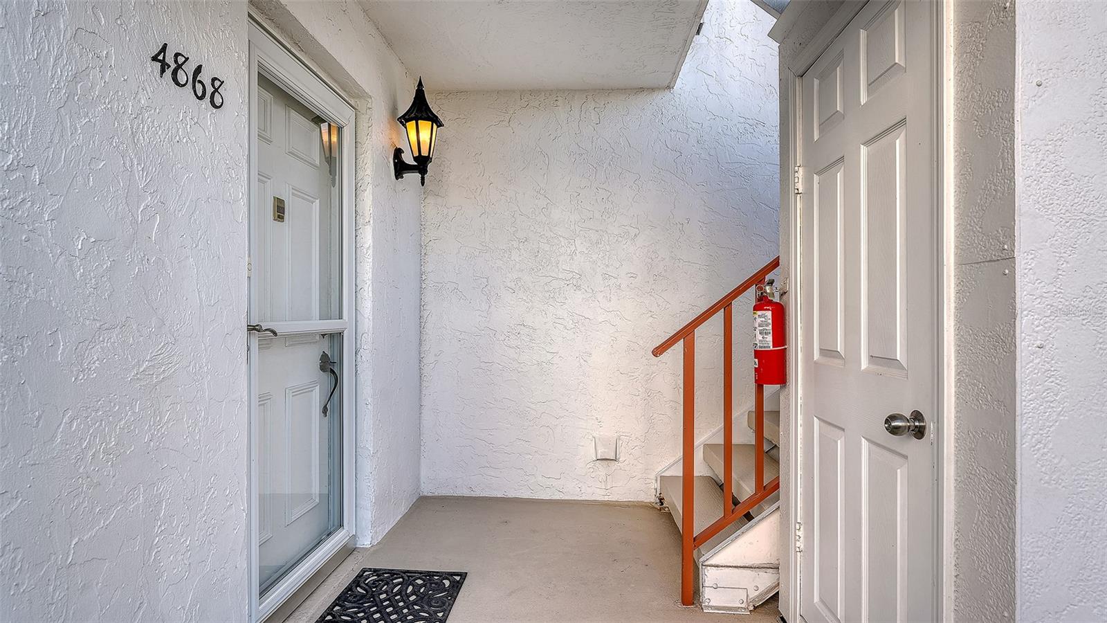 4868 INDEPENDENCE DR — photo 34